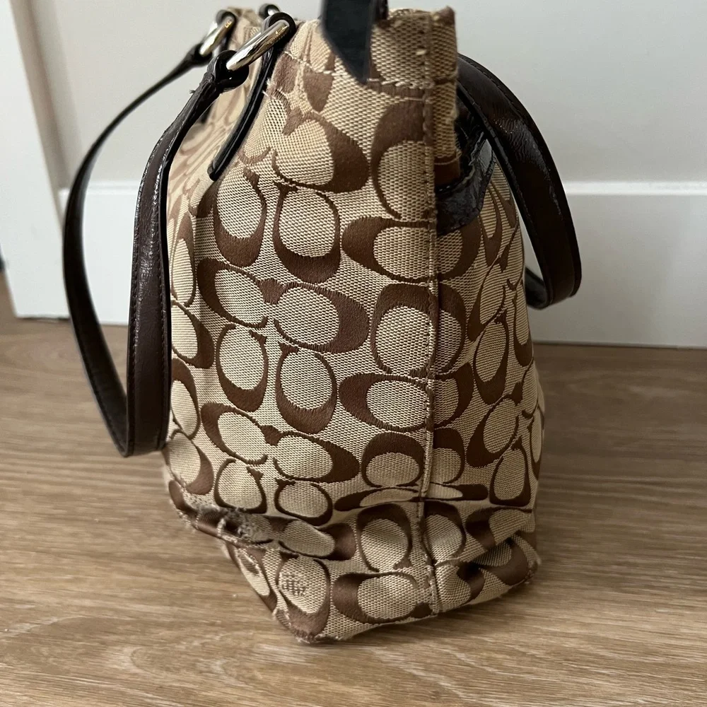 Coach Tan and Brown Signature Tote Y2K